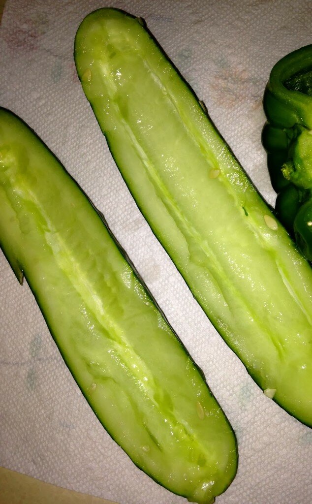 quinoa stuffed cucumbers