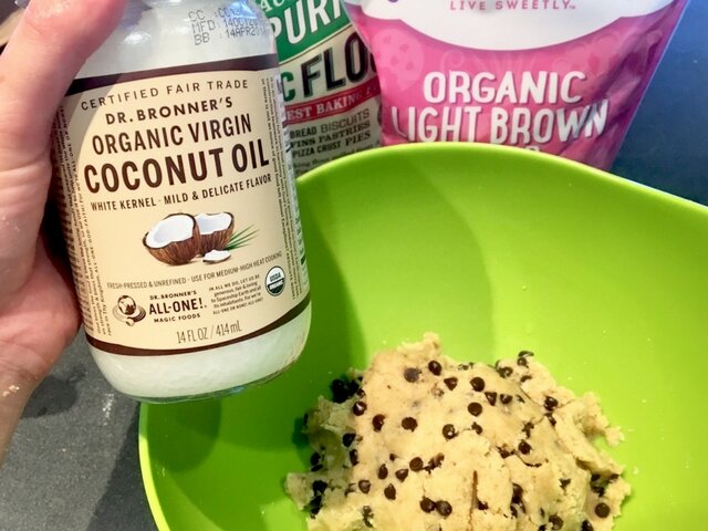 chocolate chip cookie with coconut oil